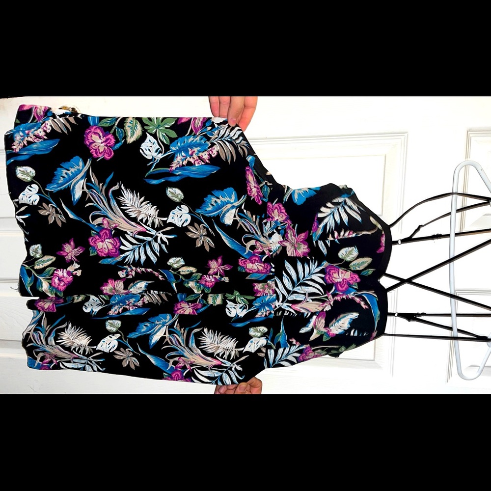 Women’s dress